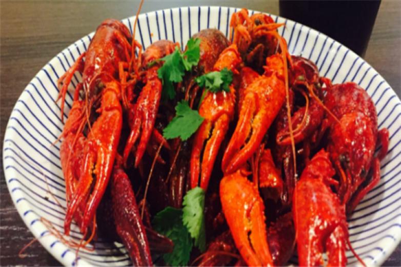 谭记十三香小龙虾